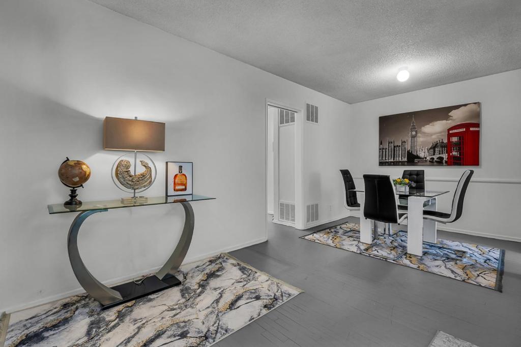 Prime Location 1 Bedroom And Bathroom Retreat In Beverly Hills Appartamento *