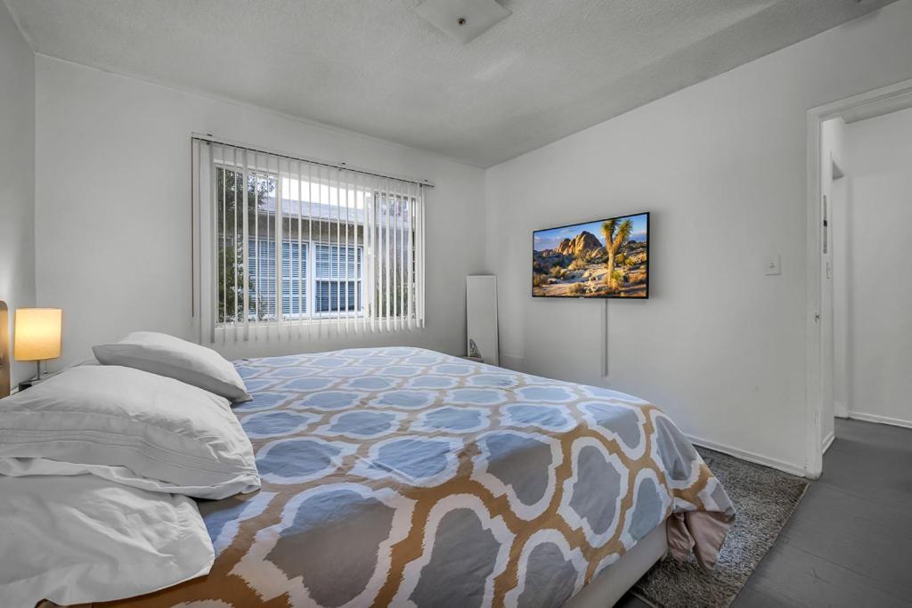 Prime Location 1 Bedroom And Bathroom Retreat In Beverly Hills * Los Angeles